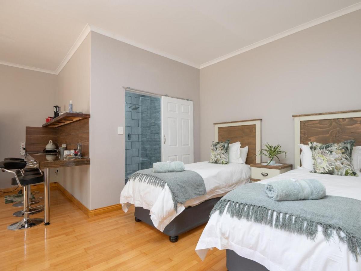 Opstal Gastehuis Почефструм Экстерьер фото